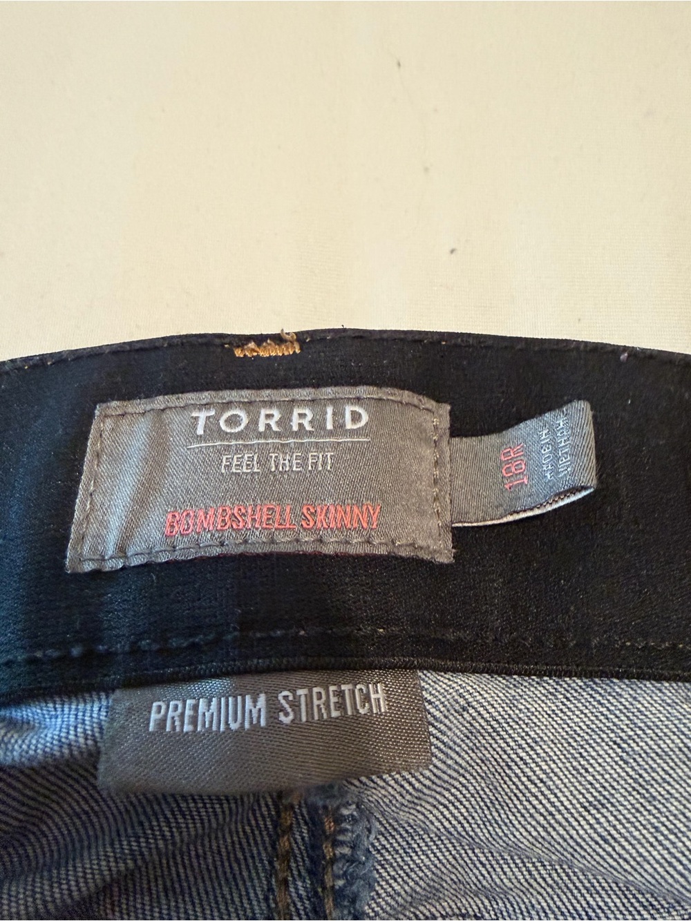 Distressed Torrid Women’s Ripped Skinny Jeans - Picture 3 of 3